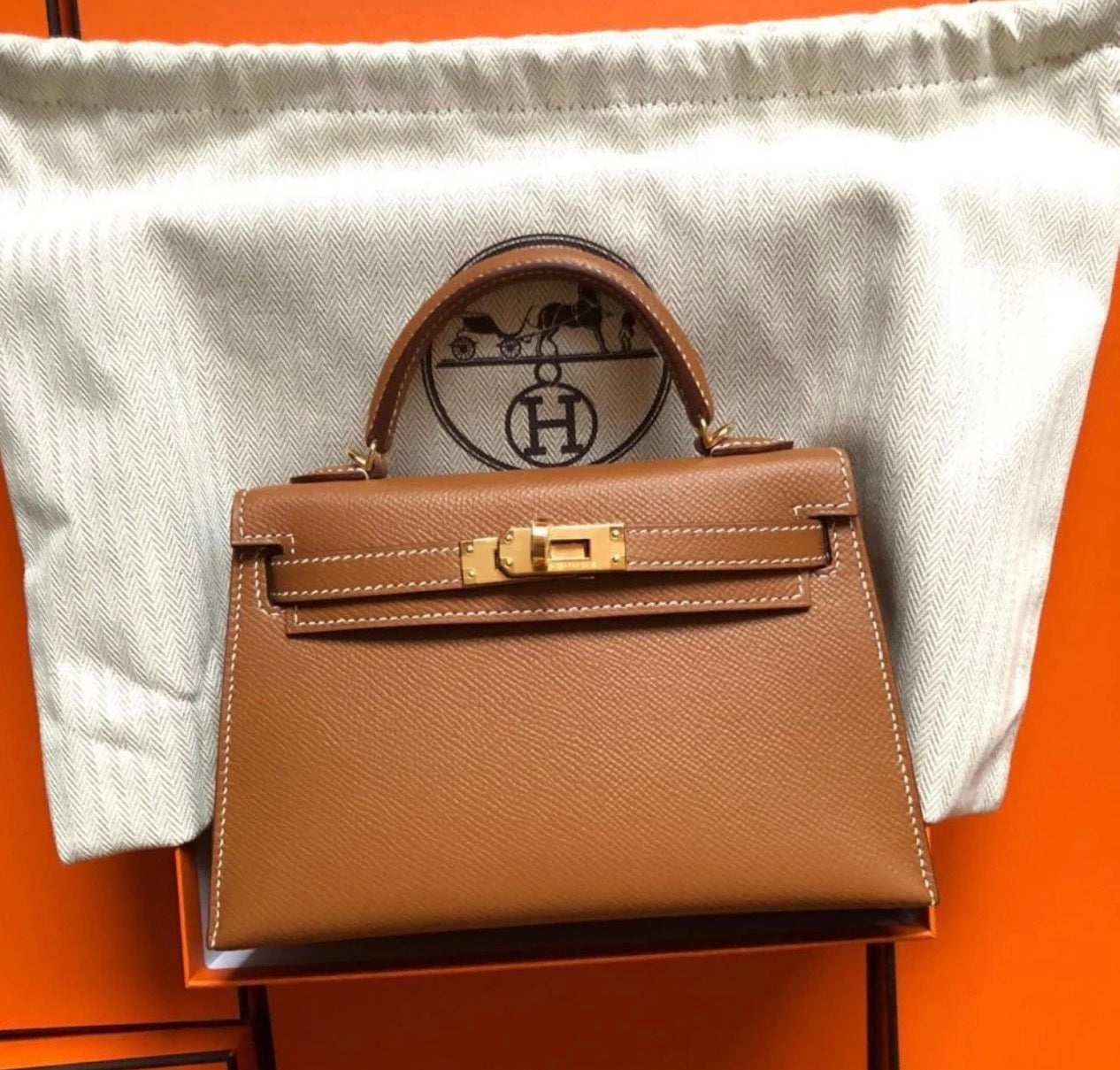 Hermes Kelly with Brand Box