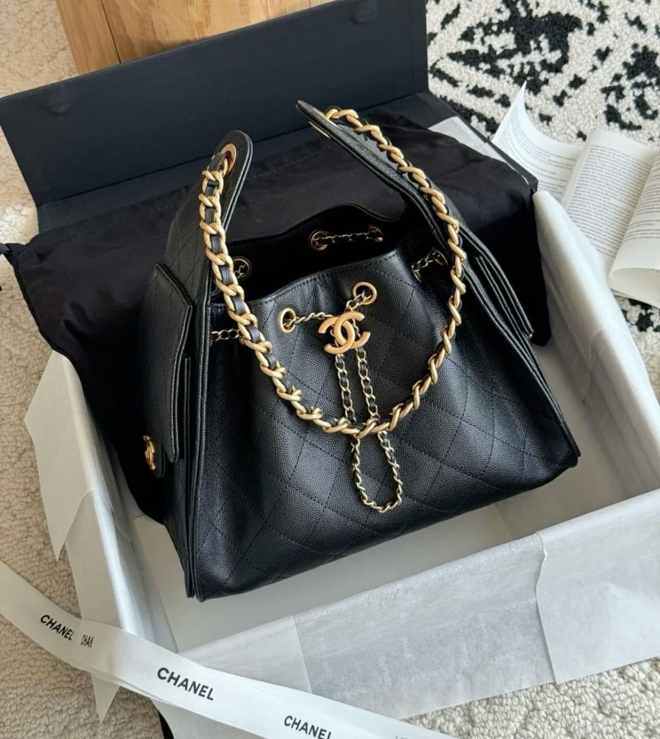 CHANEL 25 Hobo Small with Complete Packaging