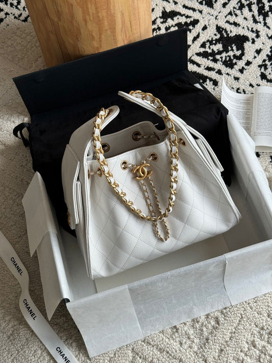 CHANEL 25 Hobo small with Complete Packaging